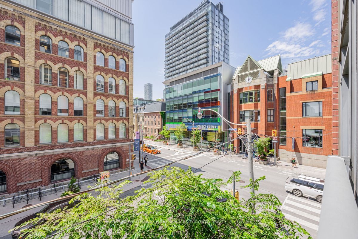 205 Frederick St, unit 305 for sale