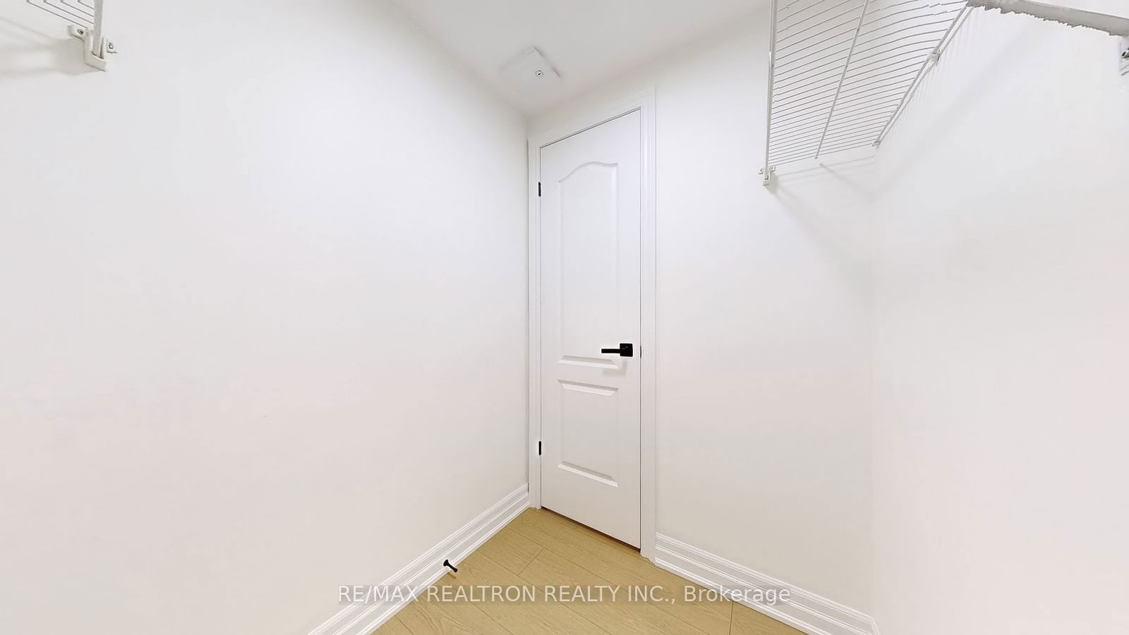 28 William Carson Cres, unit PH08 for rent - image #14