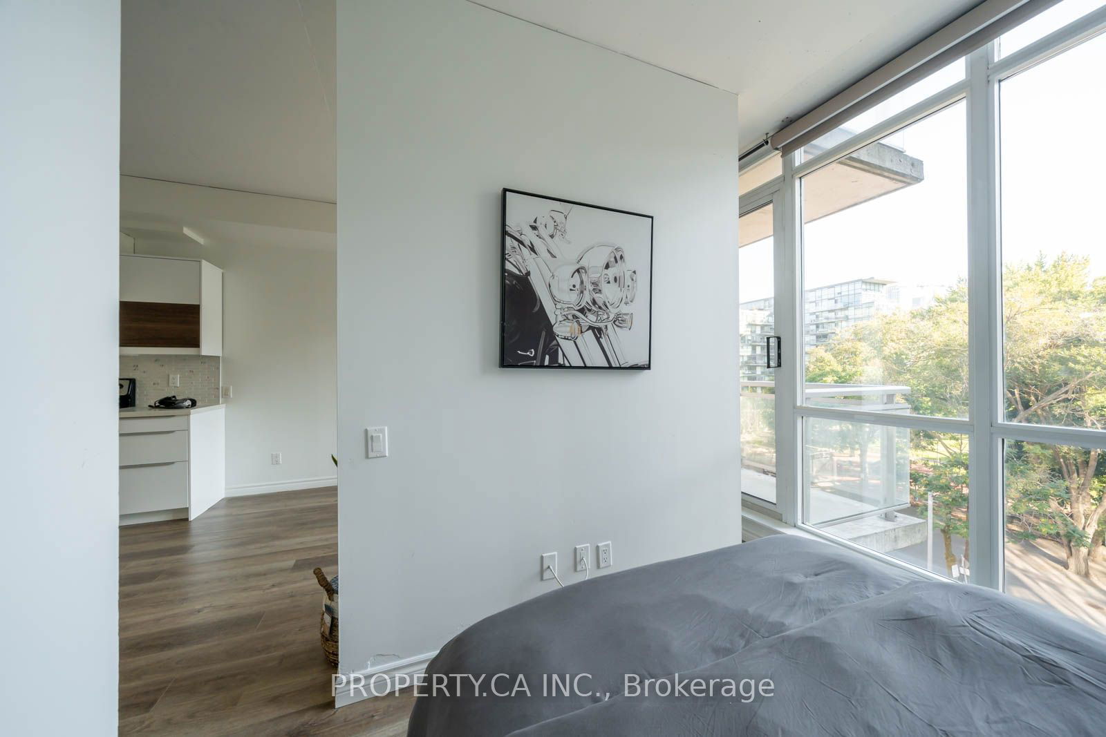 38 Niagara St, unit 511 for rent - image #11