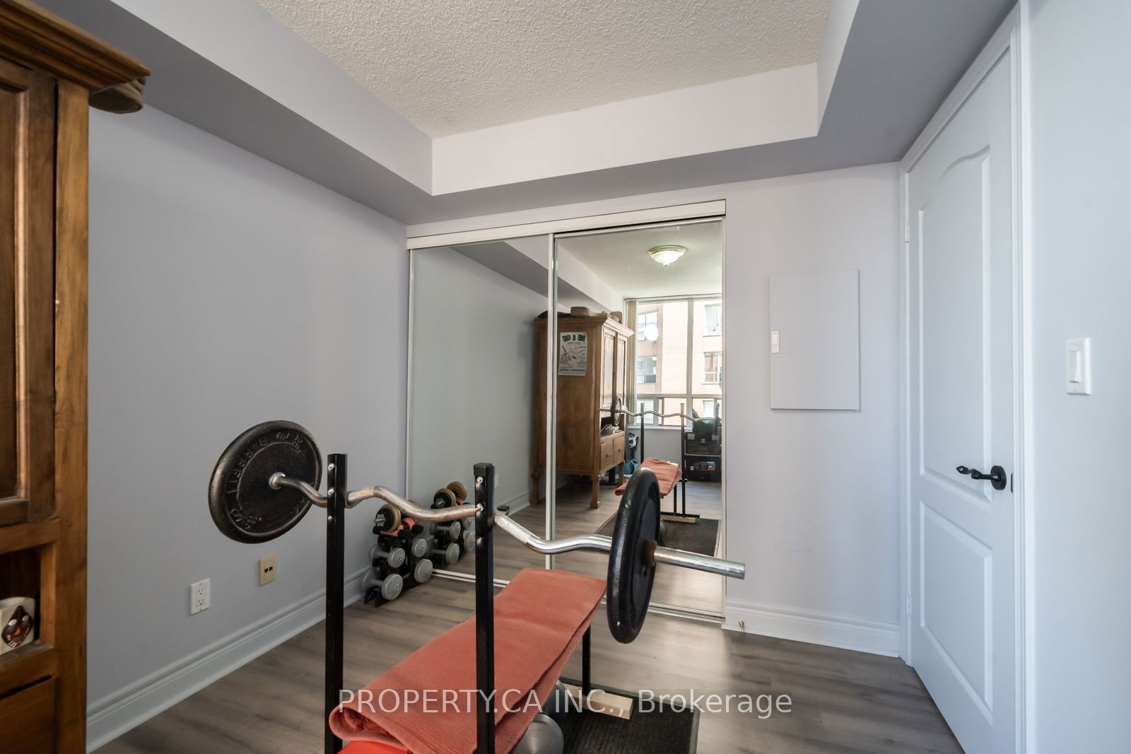 5418 Yonge St, unit 610 for sale