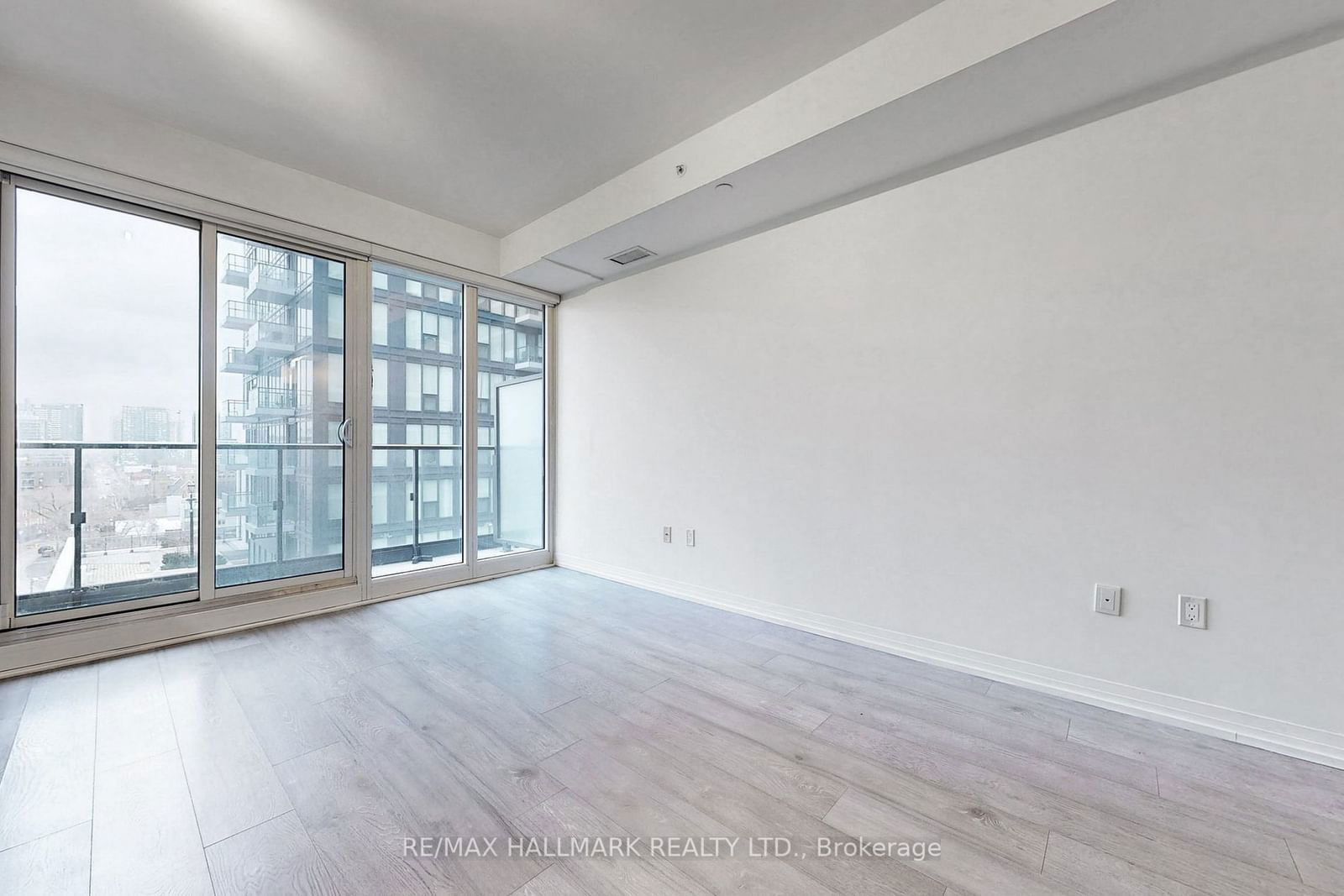 251 Jarvis St, unit 934 for rent - image #14