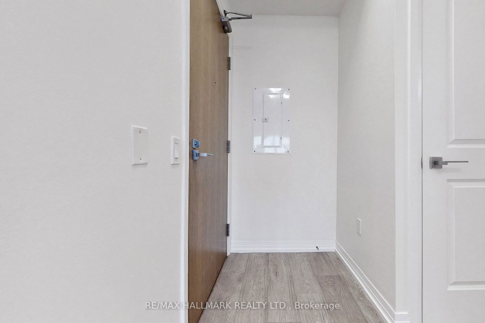 251 Jarvis St, unit 934 for rent - image #28