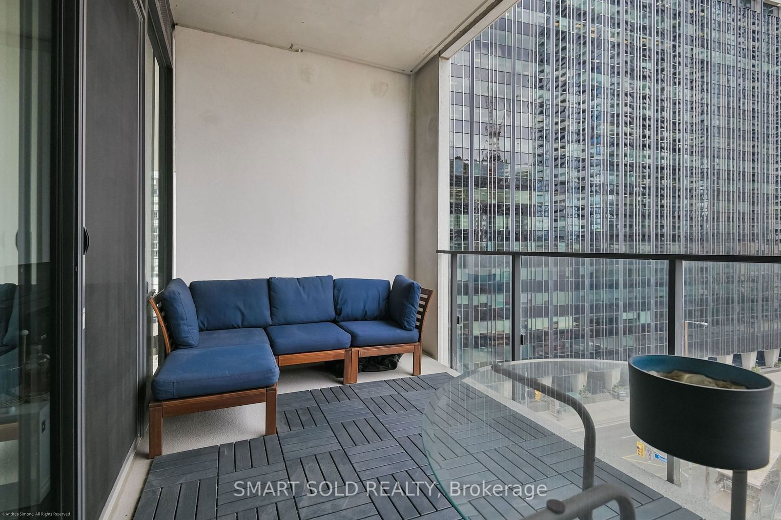 5 Soudan Ave, unit 915 for sale - image #5