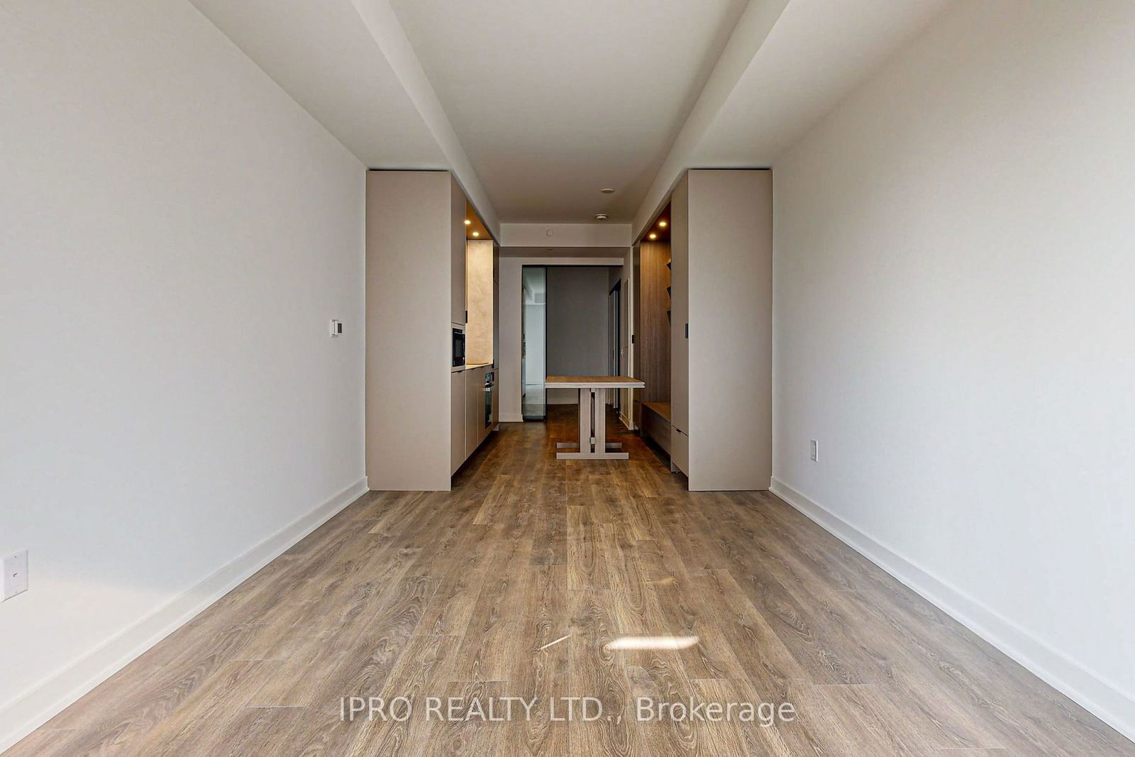 55 Charles St E, unit 821 for rent - image #19