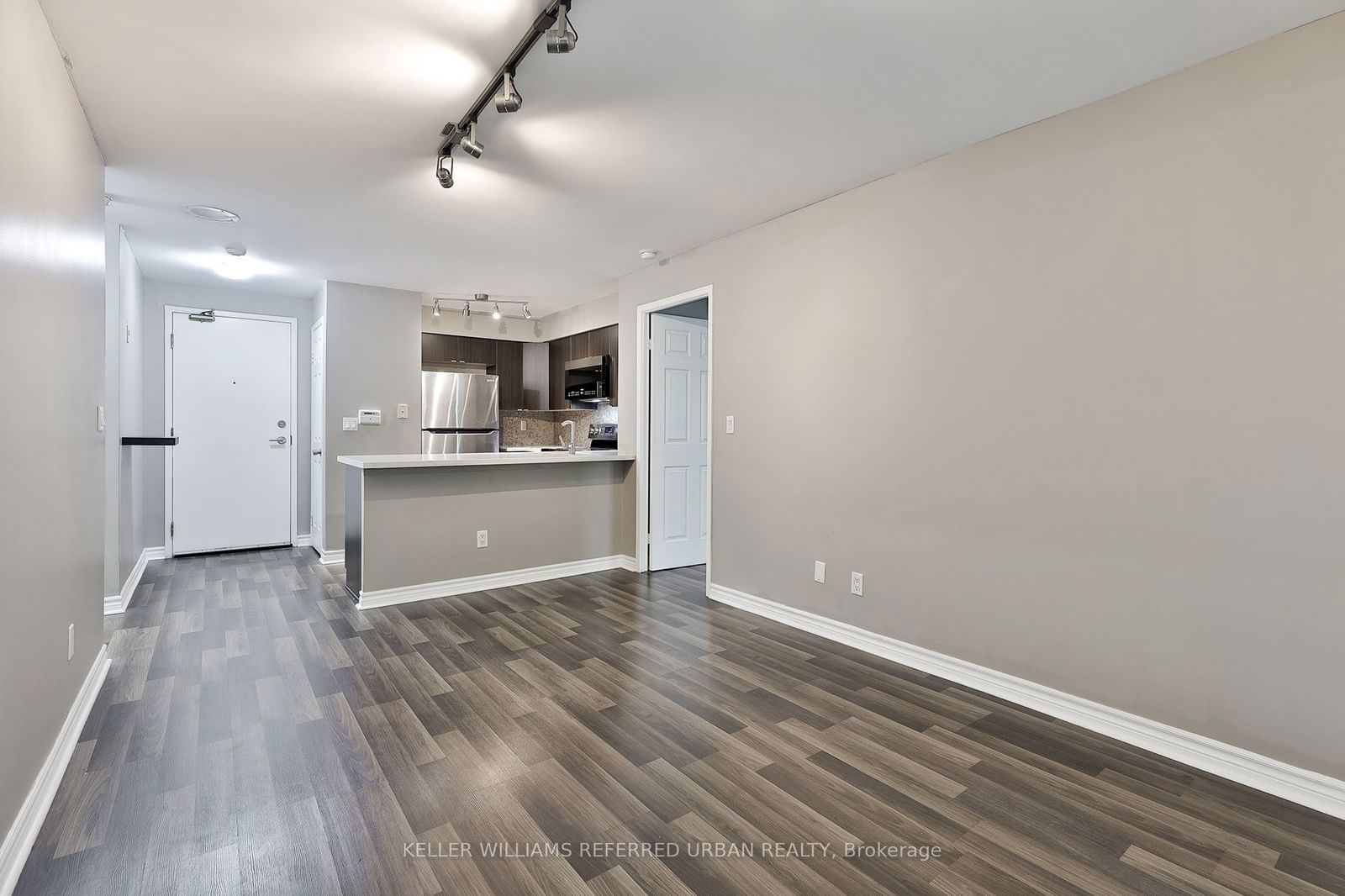 109 Front St E, unit 326 for rent - image #10