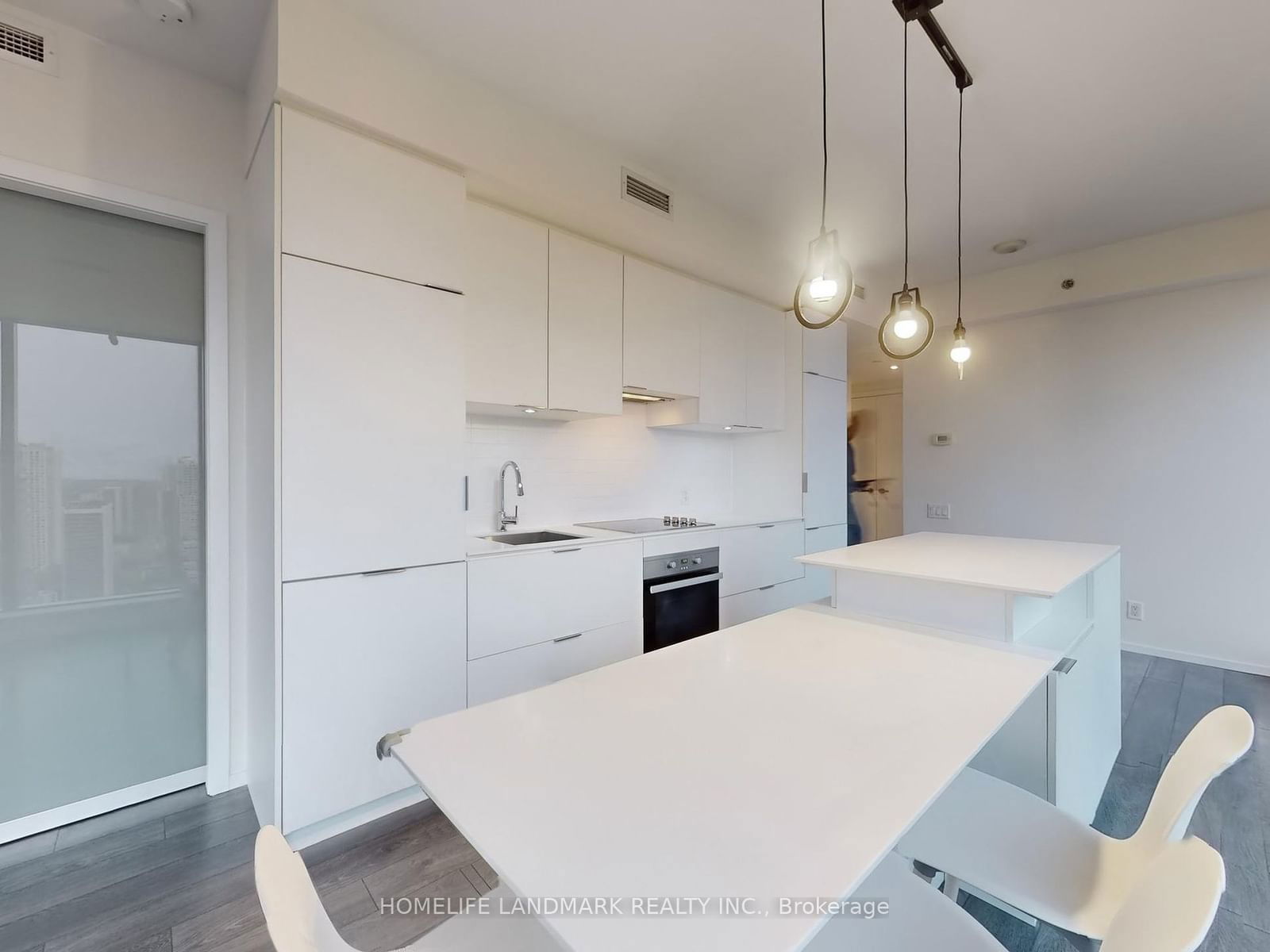 5 St Joseph St, unit 3102 for sale - image #8