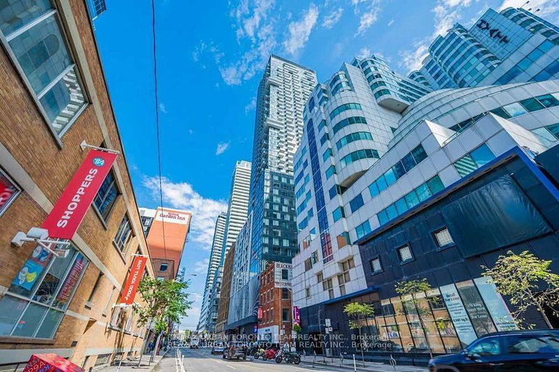 87 Peter St, unit 1109 for rent