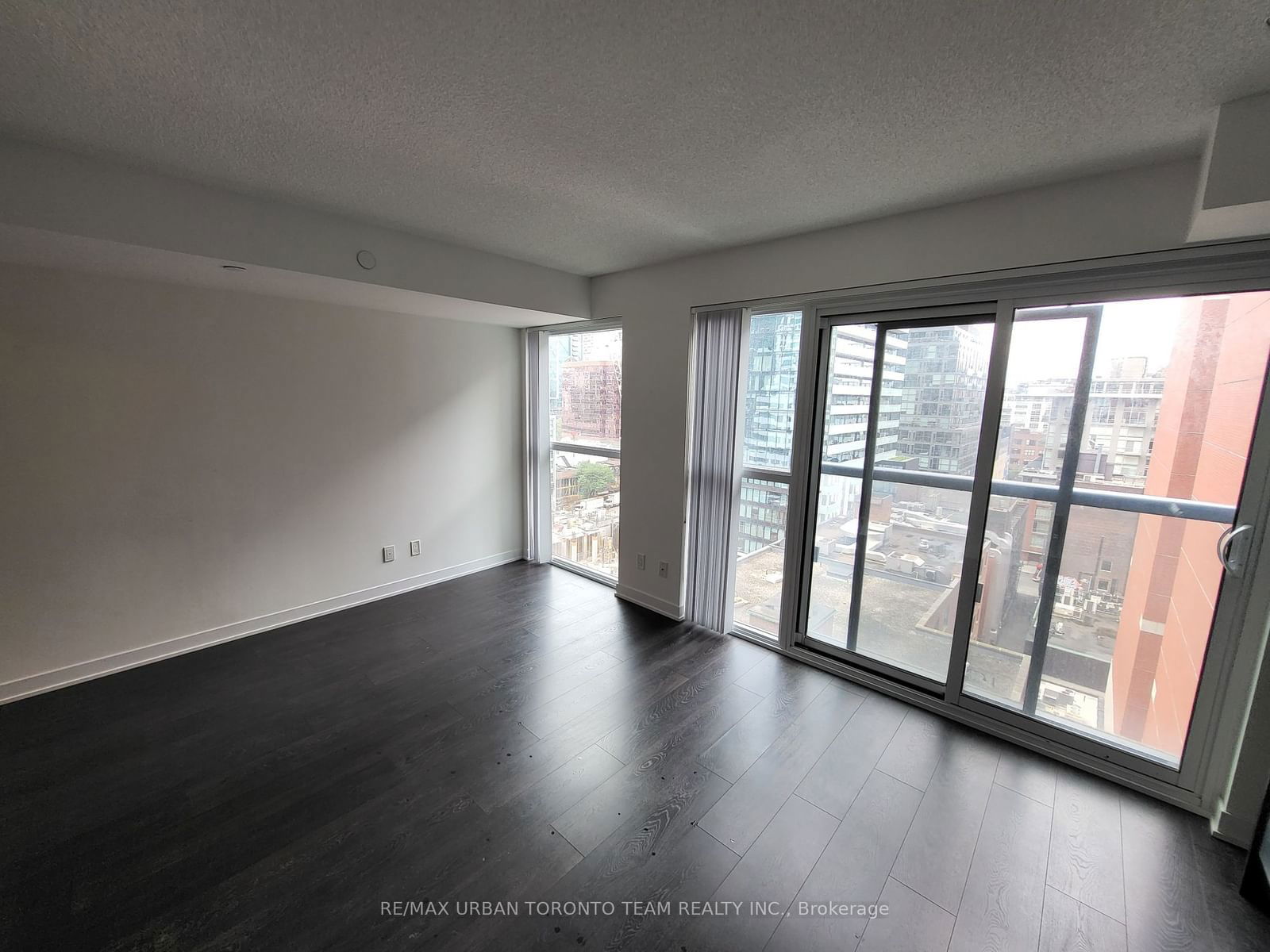 87 Peter St, unit 1109 for rent - image #5