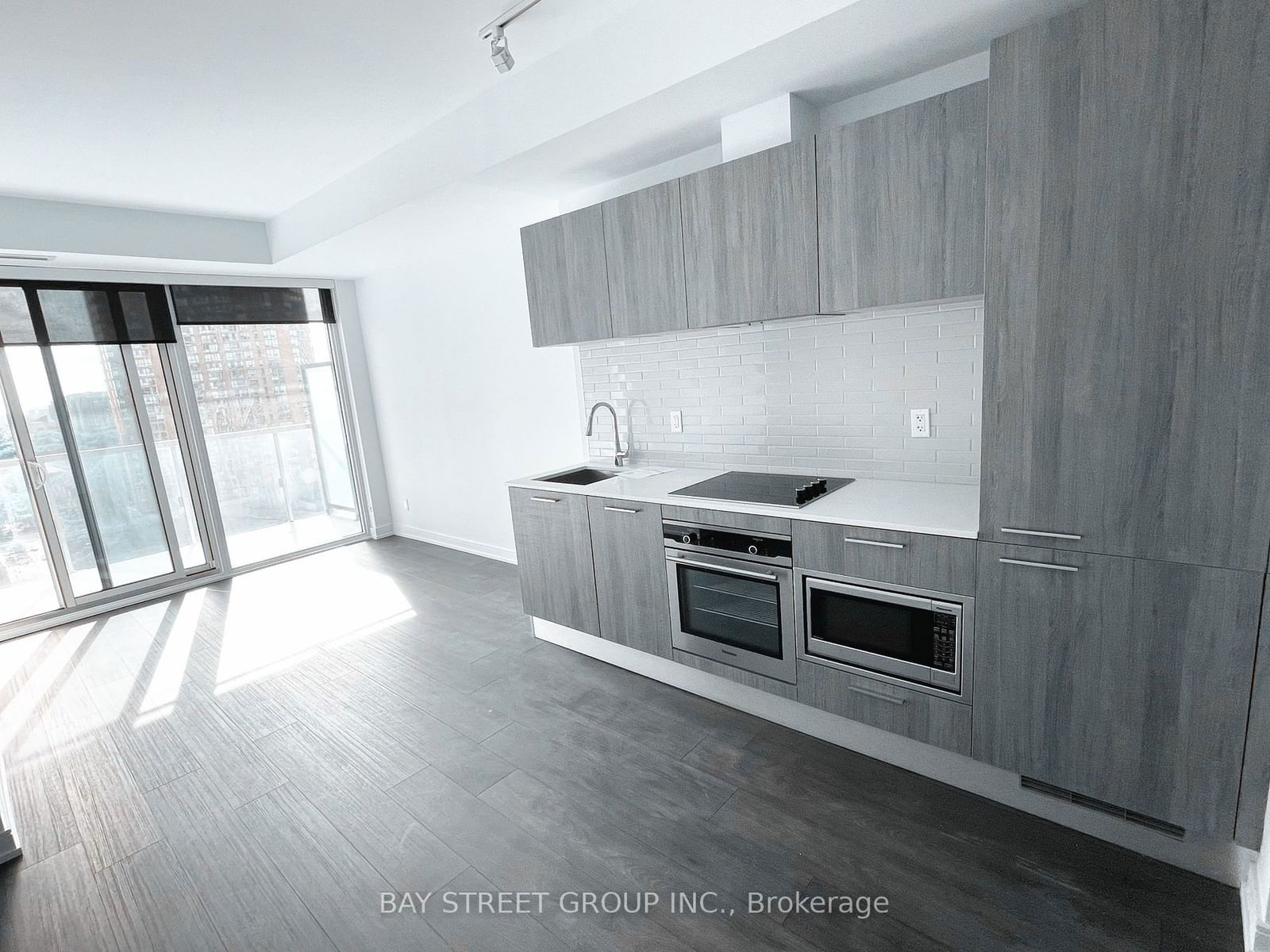 3 Gloucester St W, unit 1710 for rent - image #3