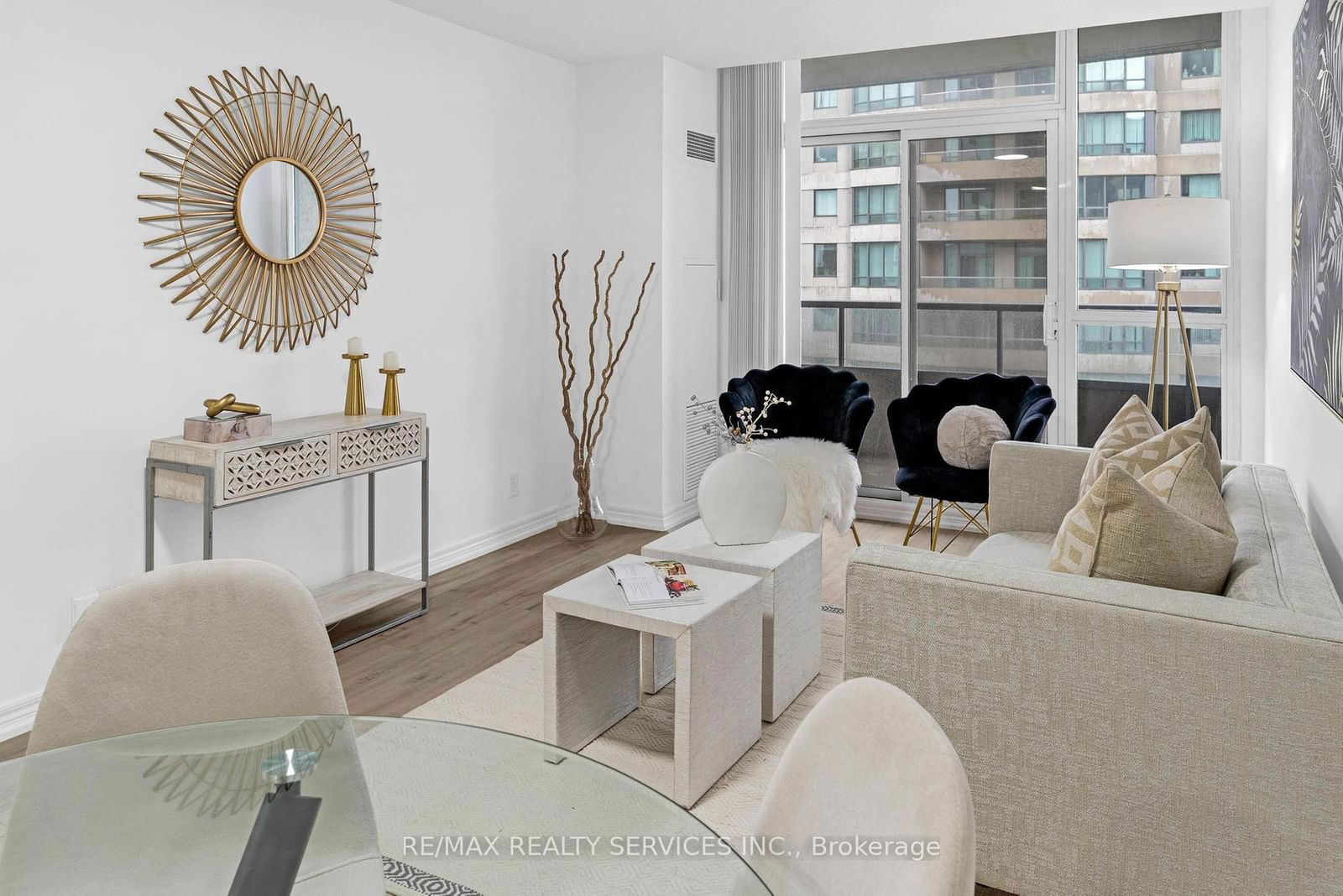 23 Hollywood Ave S, unit 2109 for sale - image #12