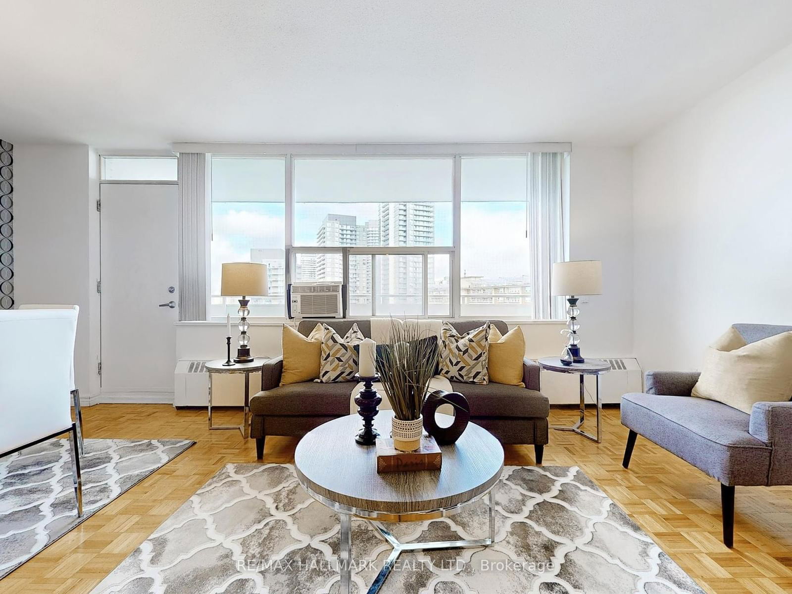 10 Parkway Forest Dr, unit 1112 for sale - image #12