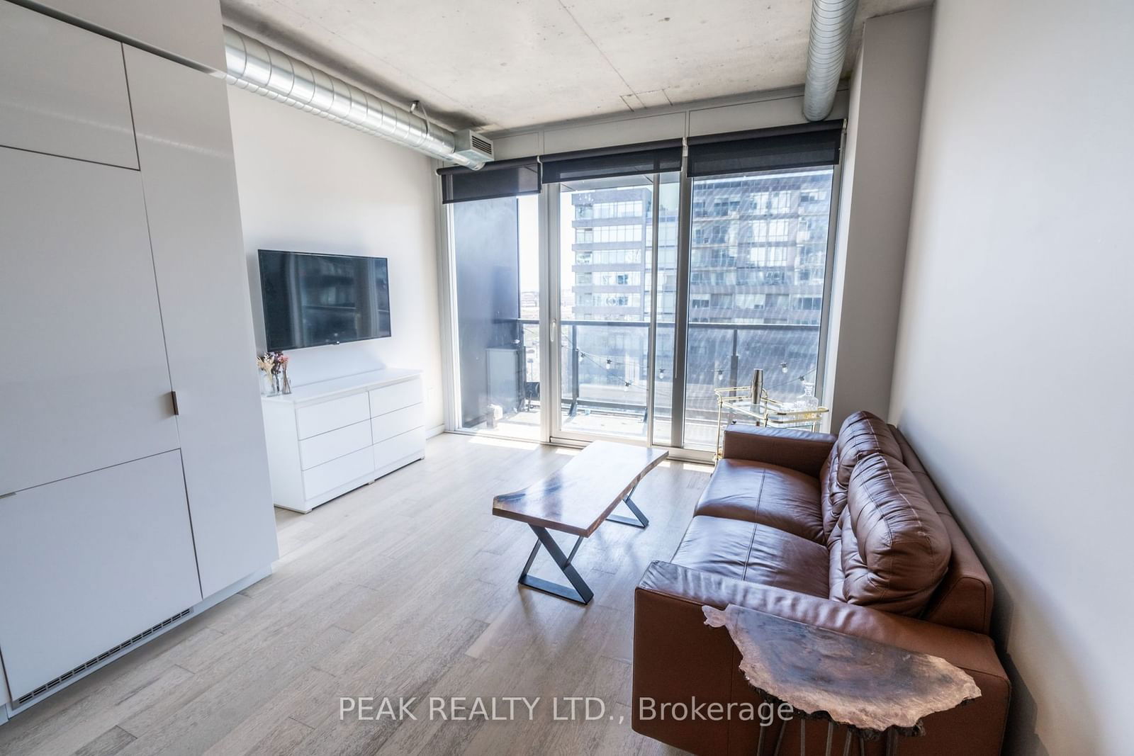 170 Bayview Ave, unit 803 for sale