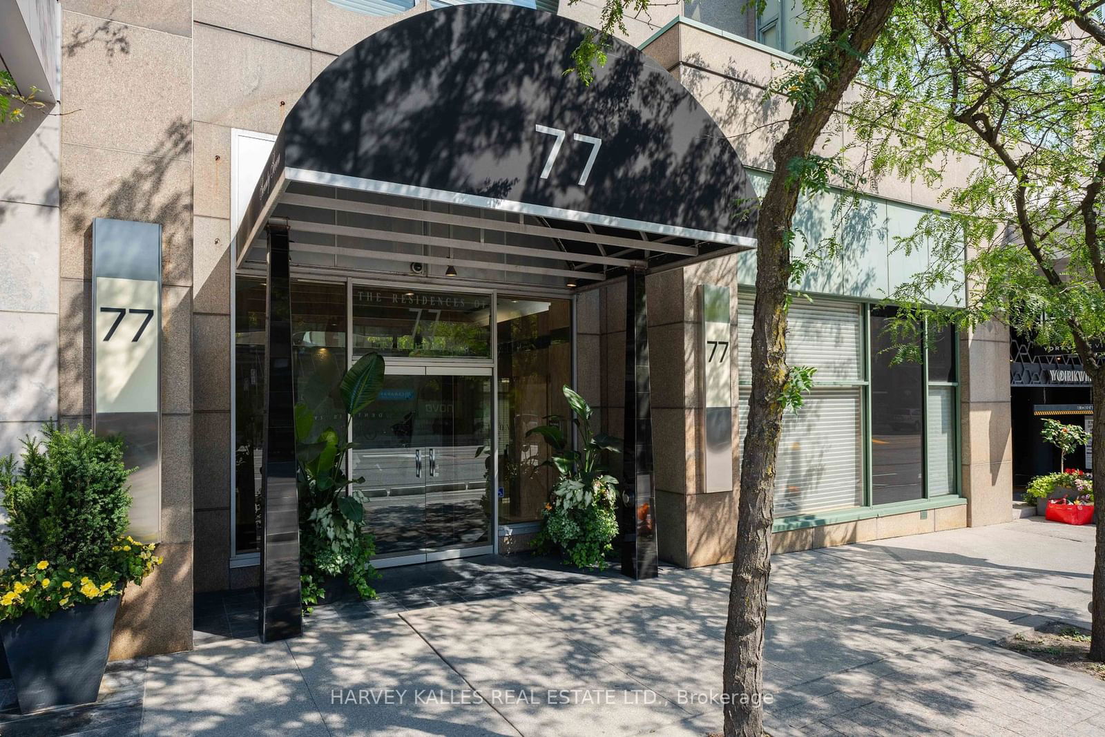 The Residence of 77 Avenue Road, Downtown, Toronto