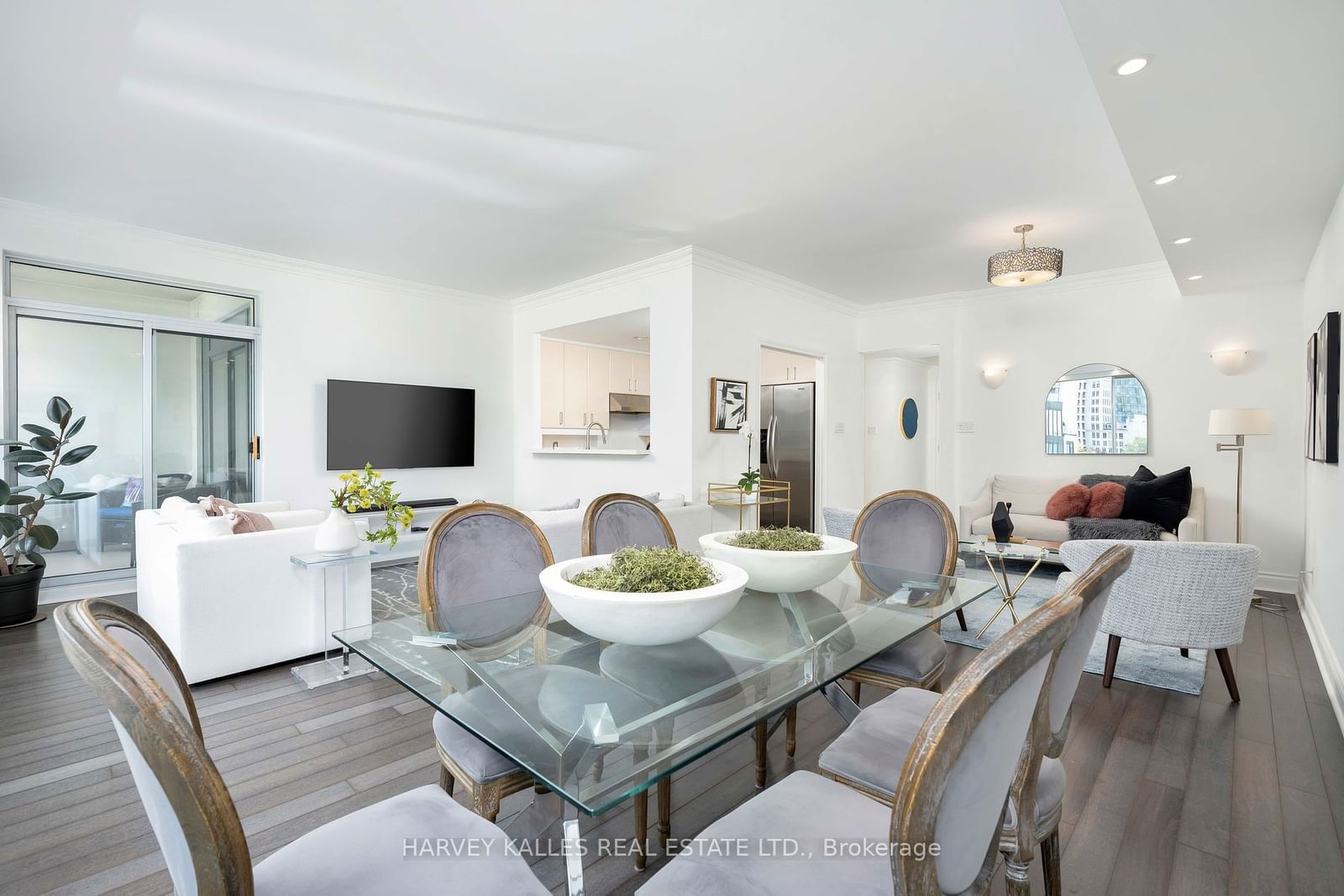 77 Avenue Rd, unit 506 for sale - image #8