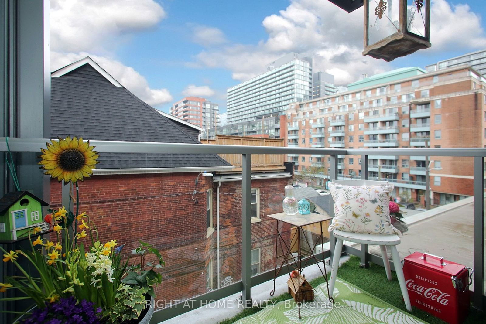 106 Dovercourt Rd, unit 320 for sale - image #25