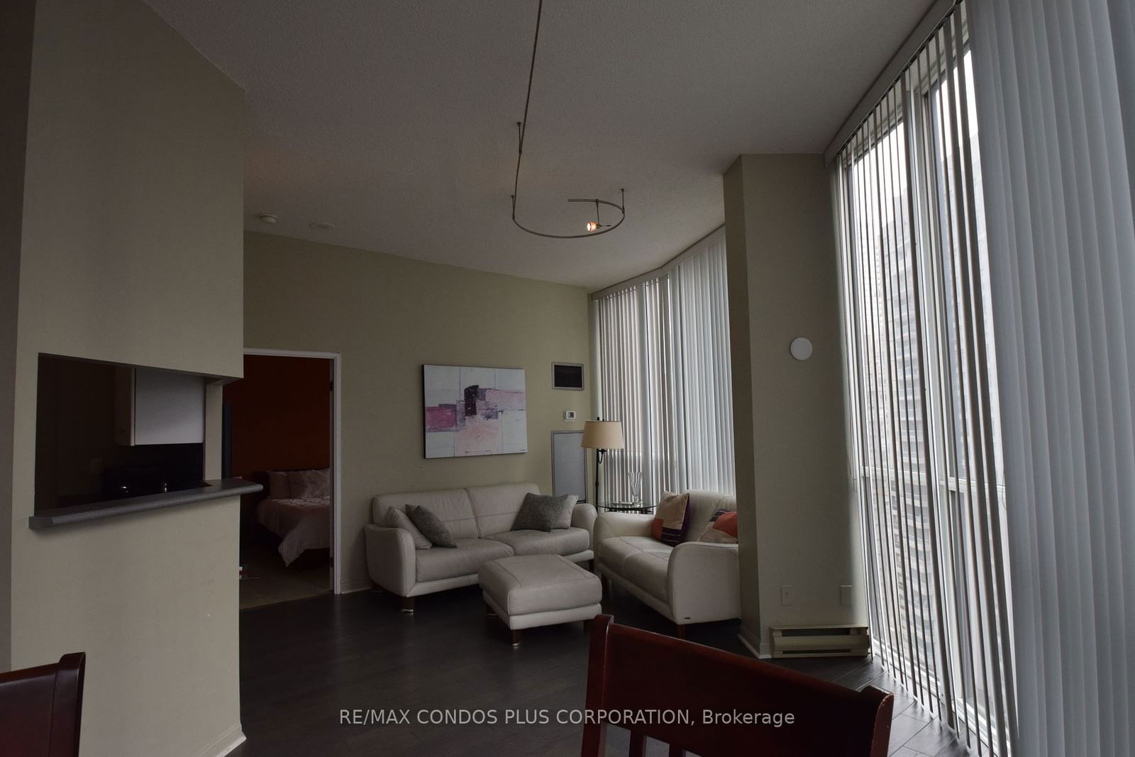 24 Wellesley St W, unit 2403 for rent - image #7