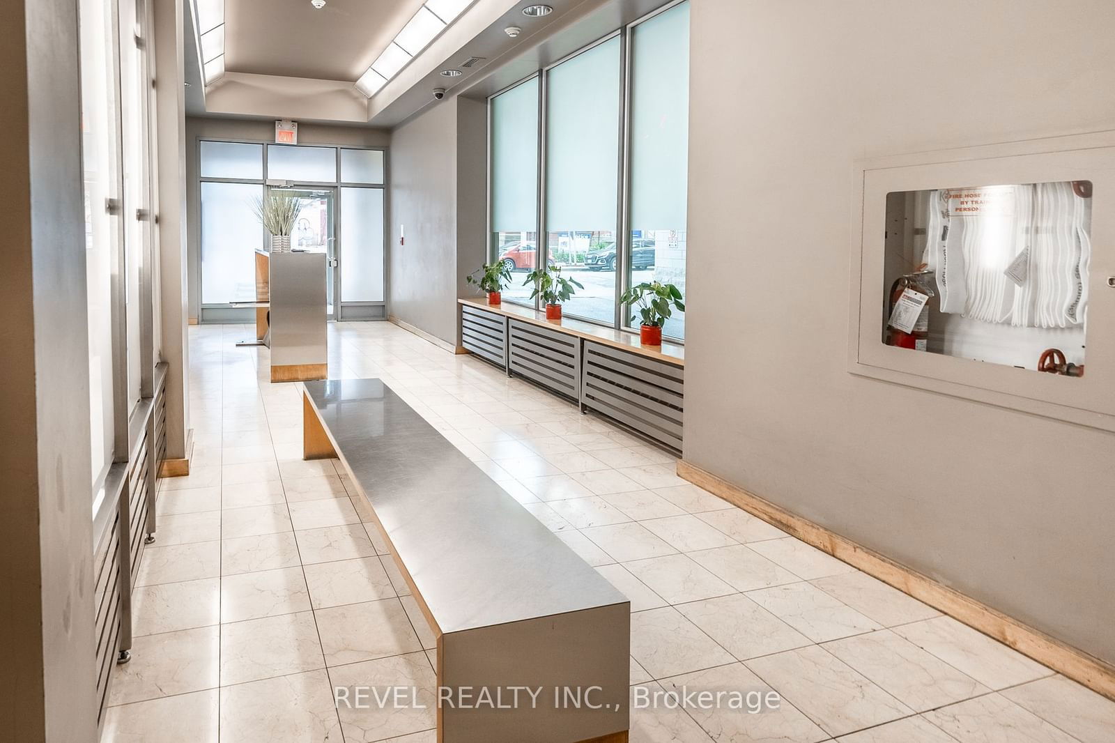 77 Lombard St N, unit 506 for sale - image #6