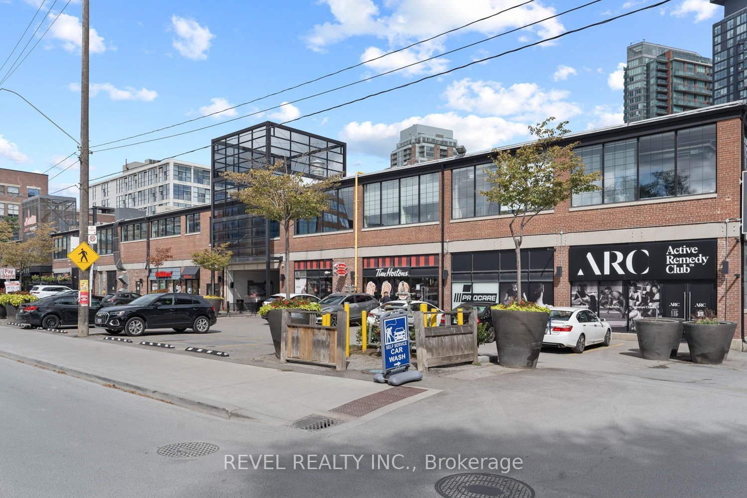 5 Hanna Ave, unit 643 for rent - image #29