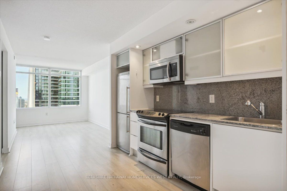 25 Telegram Mews, unit 5003 for rent - image #13