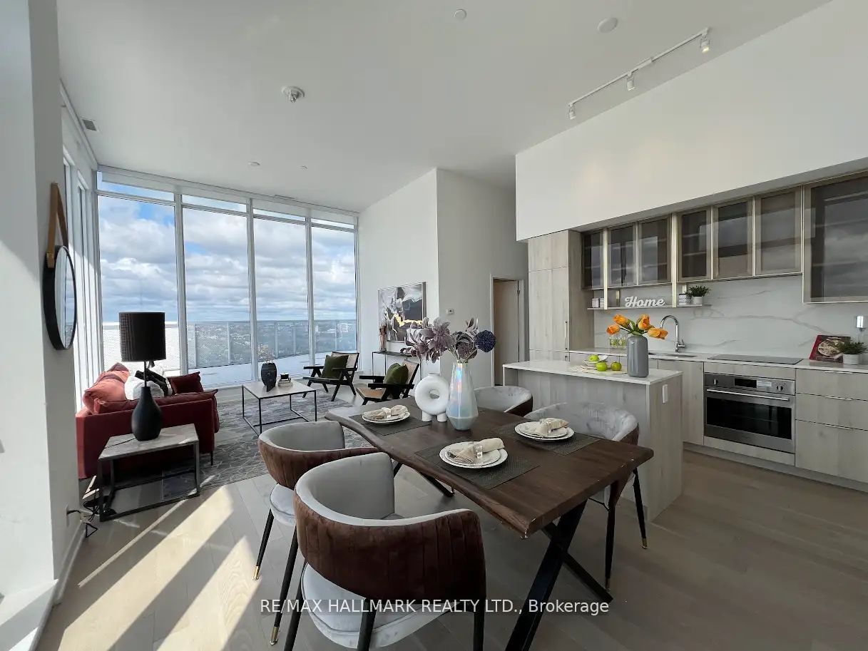 15 Holmes Ave, unit PH3201 for sale - image #6