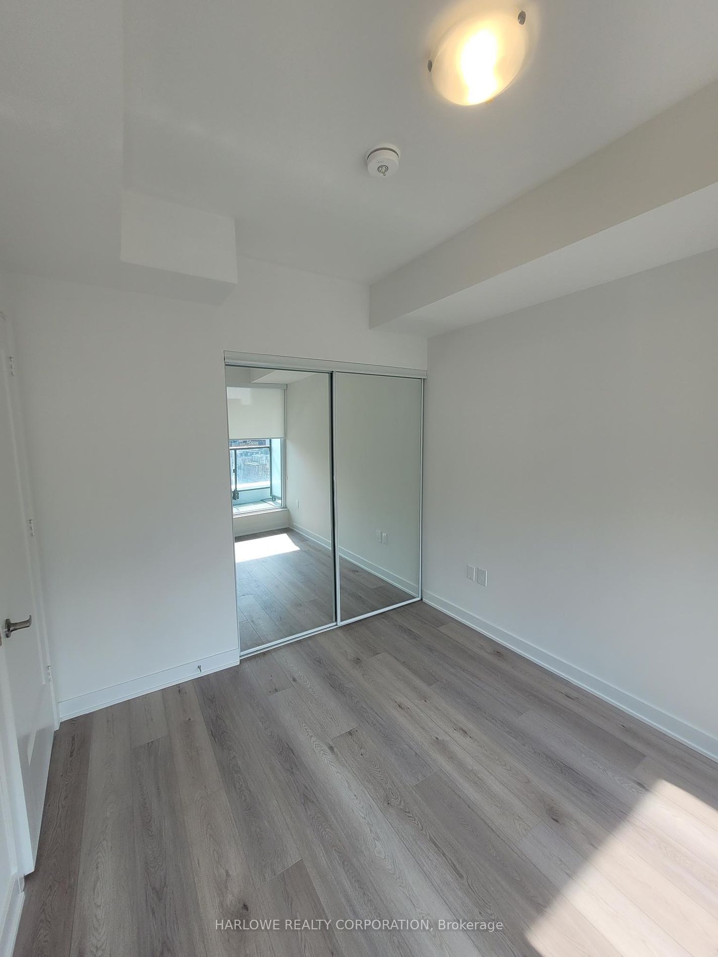 121 Lower Sherbourne St, unit 1458 SW for rent