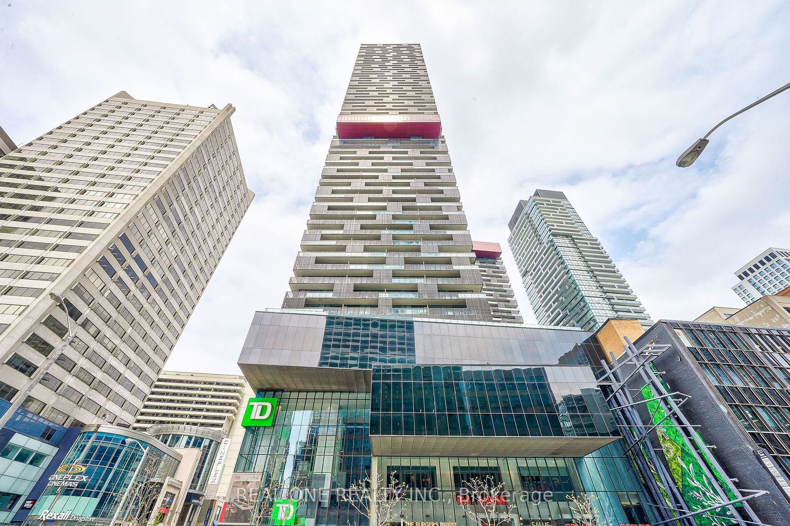 8 Eglinton Ave E, unit 1911 for sale - image #1