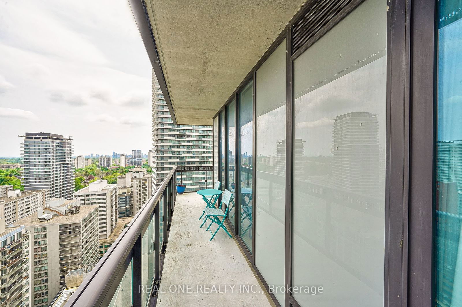 8 Eglinton Ave E, unit 1911 for sale - image #29