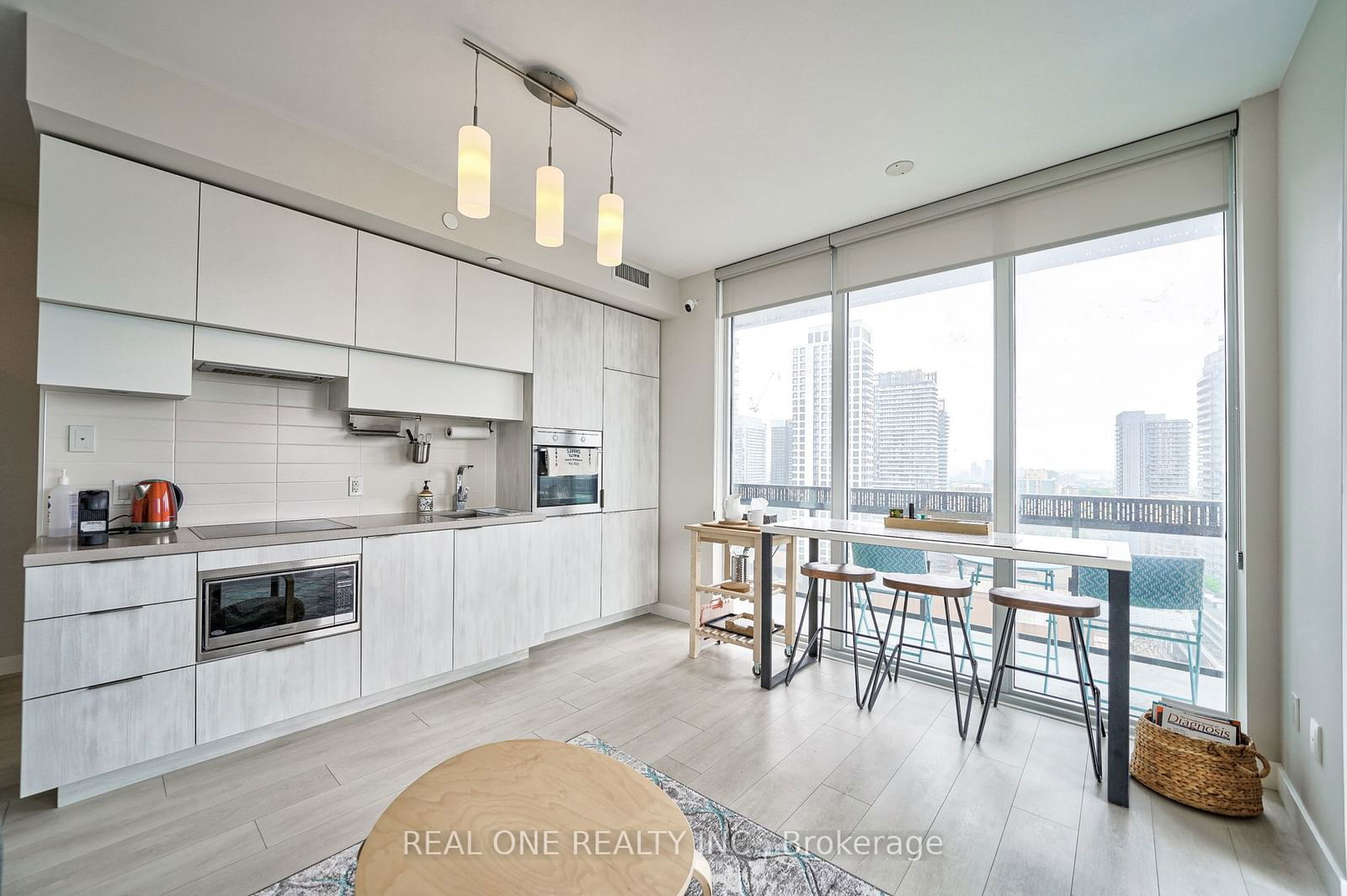 8 Eglinton Ave E, unit 1911 for sale - image #7