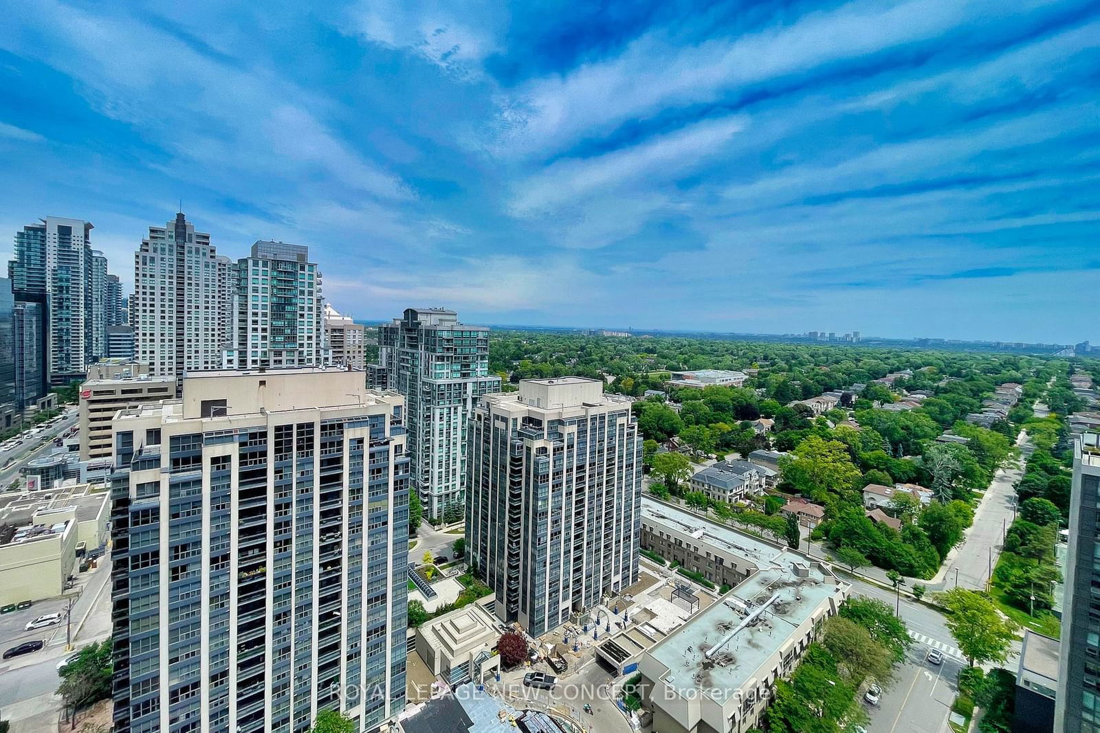 23 Hollywood Ave, unit 2803 for sale