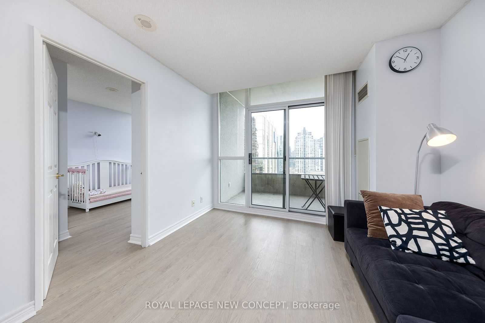 23 Hollywood Ave, unit 2803 for sale - image #8