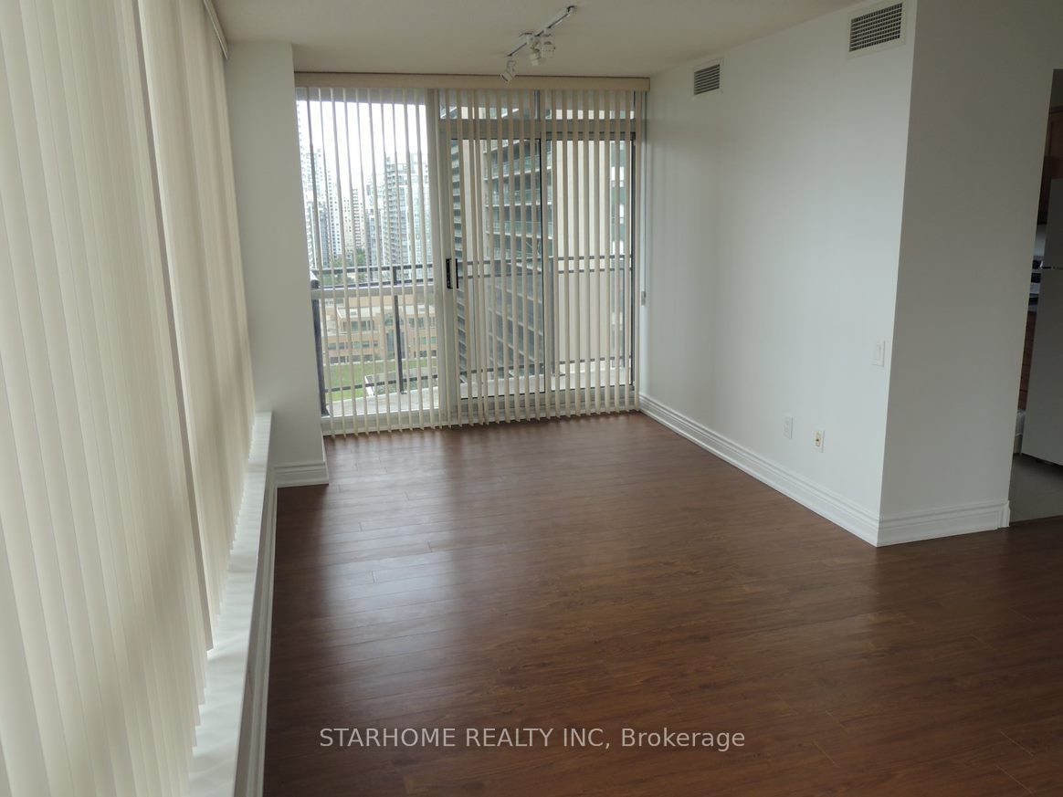 33 Sheppard Ave E, unit 1808 for rent - image #2