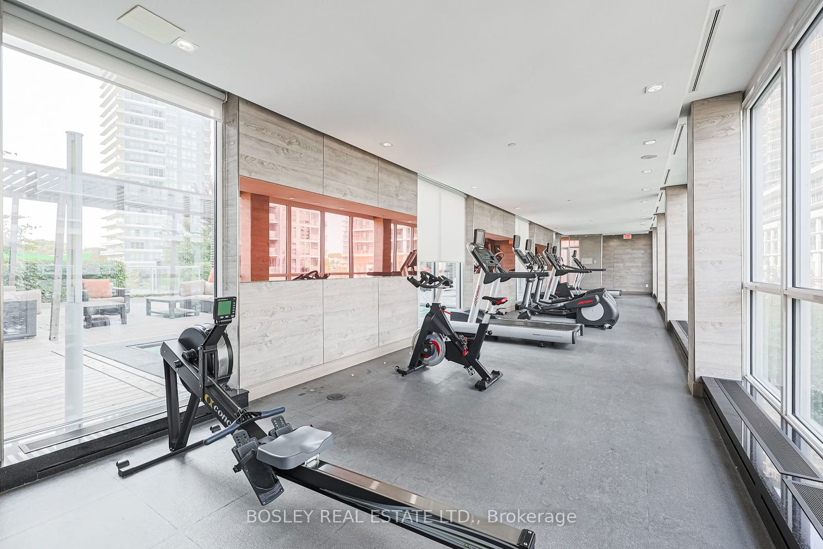 121 McMahon Dr, unit 318 for sale - image #17