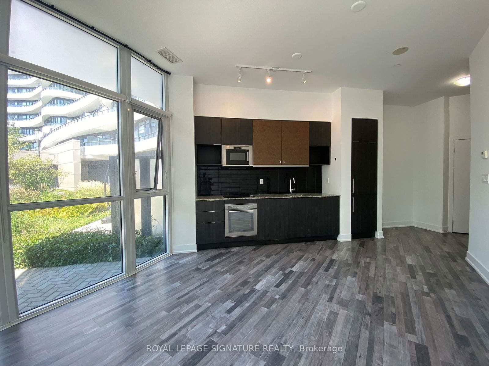 99 The Donway W, unit 105 for sale - image #7