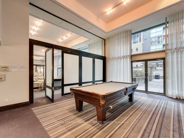 438 King St W, unit 412 for rent - image #10