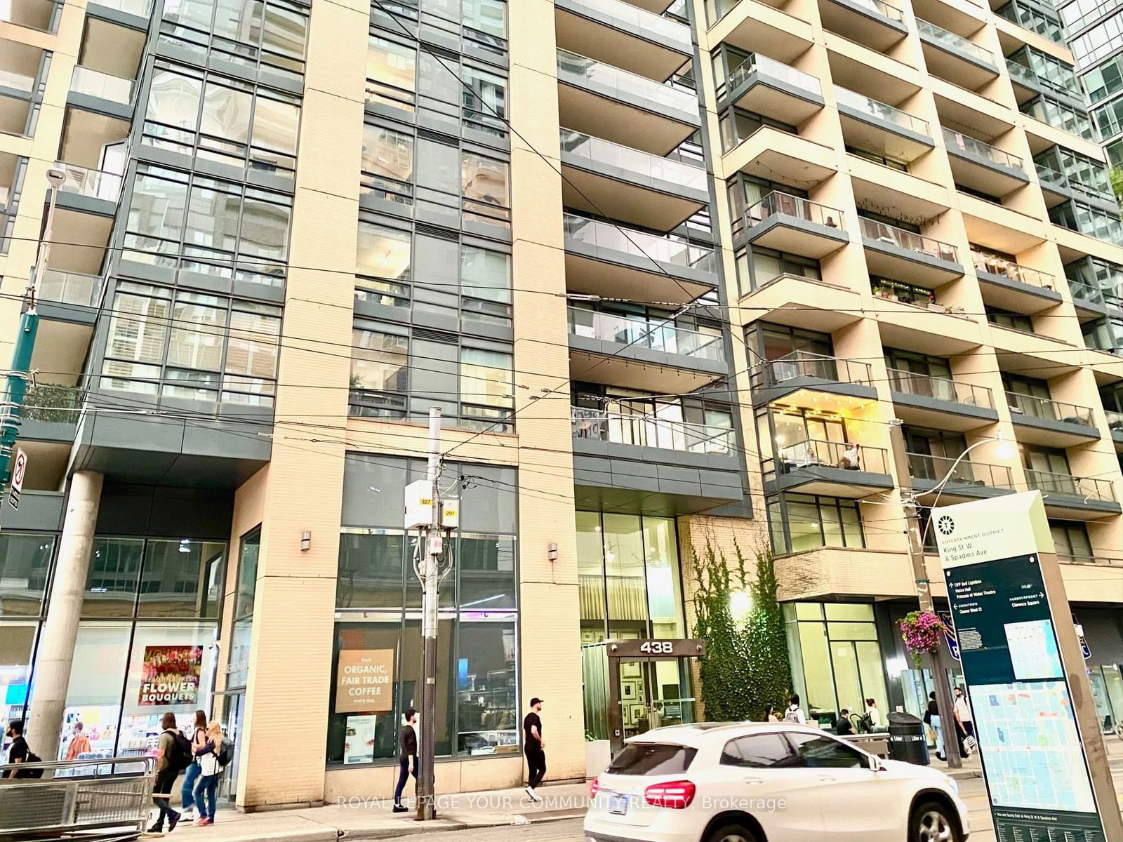 438 King St W, unit 412 for rent