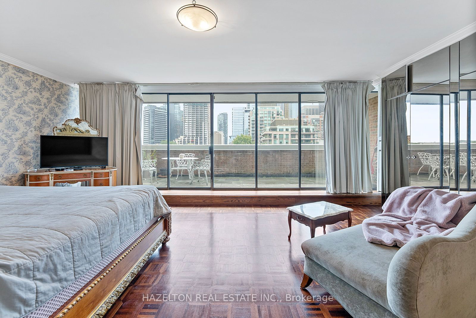 18A Hazelton Ave, unit 402 for sale - image #23