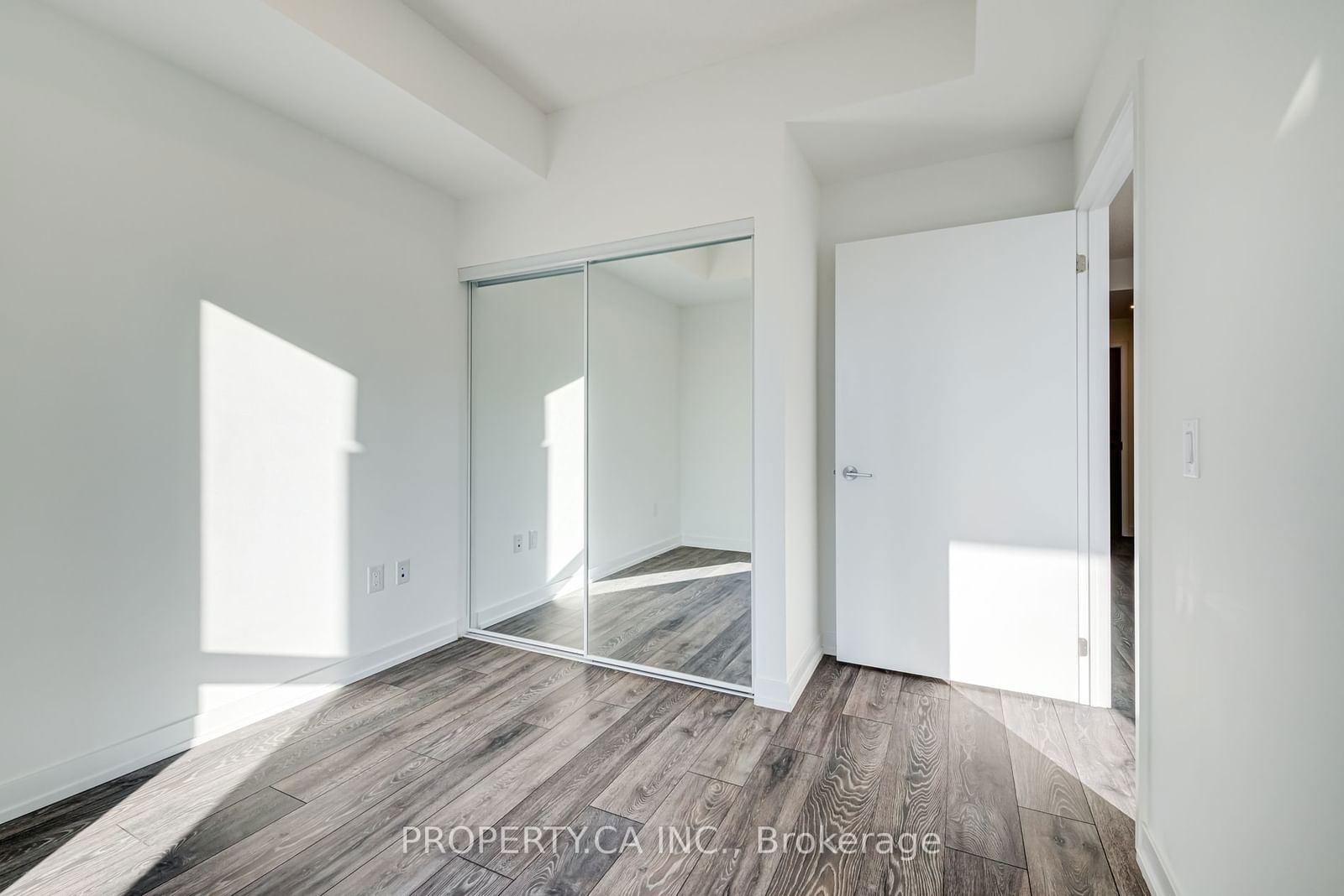 225 Sumach St, unit 1307 for rent - image #11