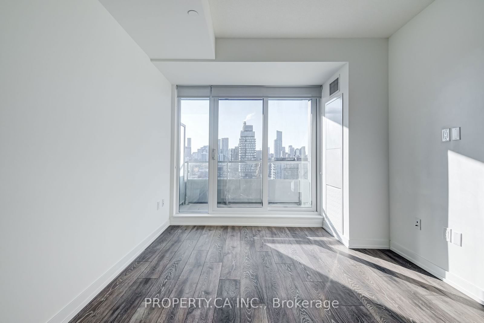 225 Sumach St, unit 1307 for rent - image #7