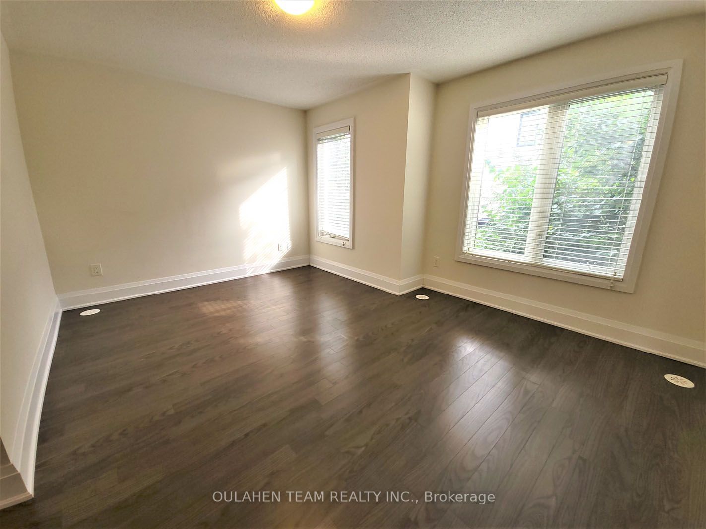 5 Oakburn Cres, unit TH6 for rent