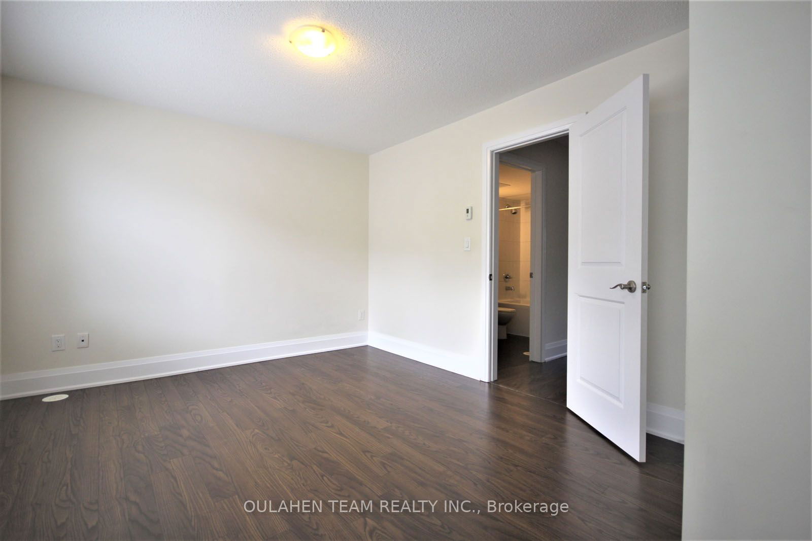 5 Oakburn Cres, unit TH6 for rent - image #6