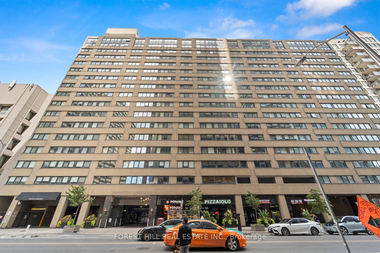 360 Bloor St E, unit 511 for sale - image #1