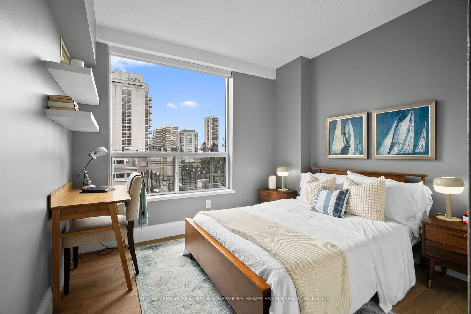 47 St Clair Ave W, unit 306 for sale