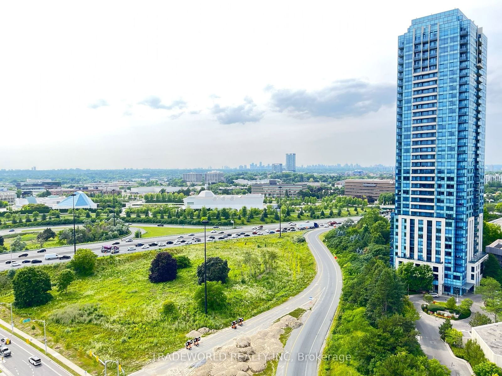 The Palisades Condos, North York, Toronto