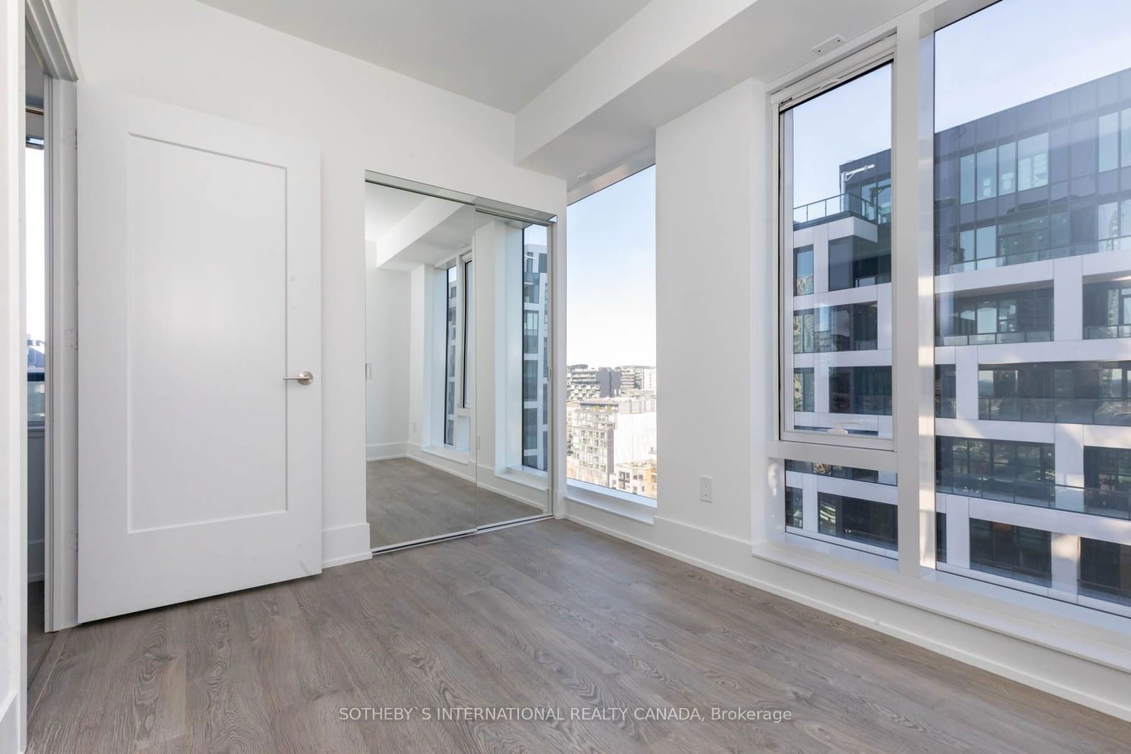 480 Front St W, unit 1004 for rent - image #17