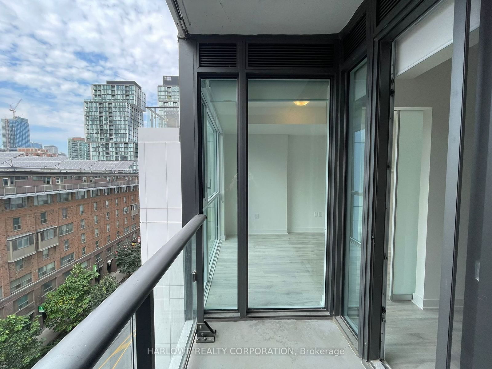 121 Lower Sherbourne St, unit 654 SW for rent - image #4