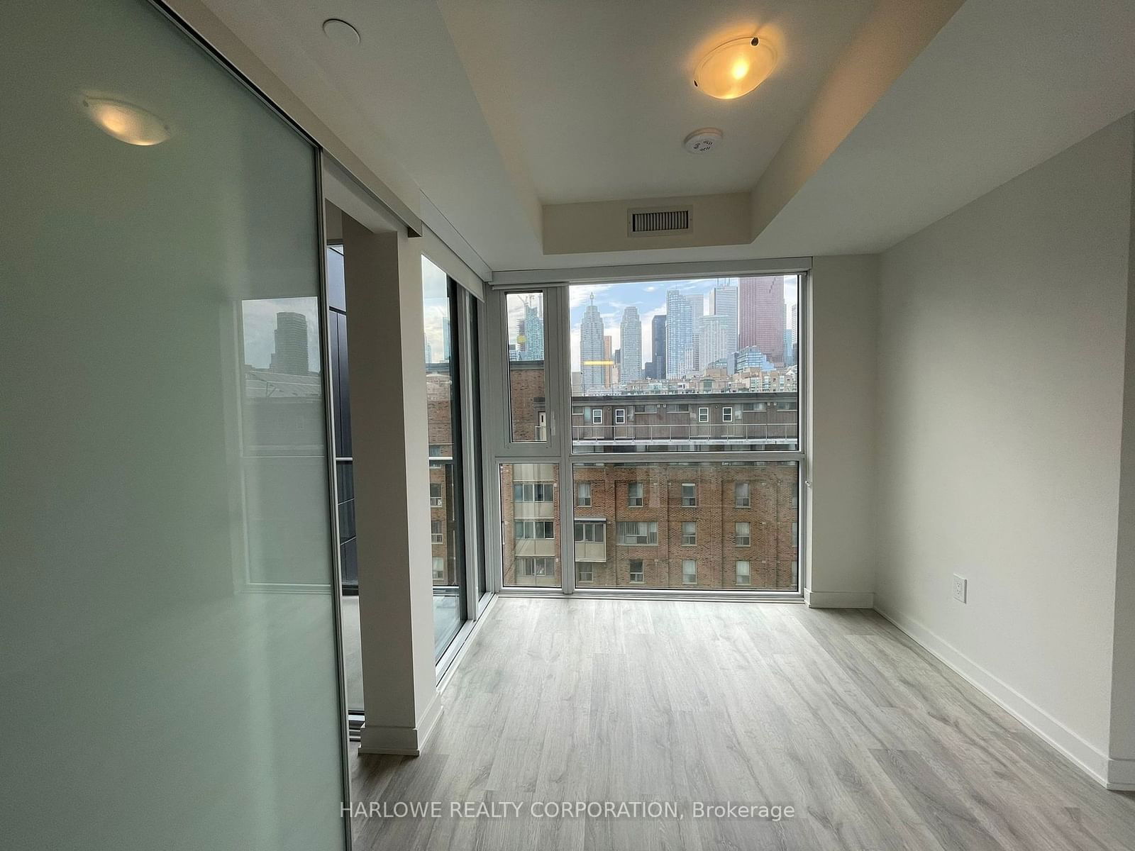 121 Lower Sherbourne St, unit 654 SW for rent - image #7