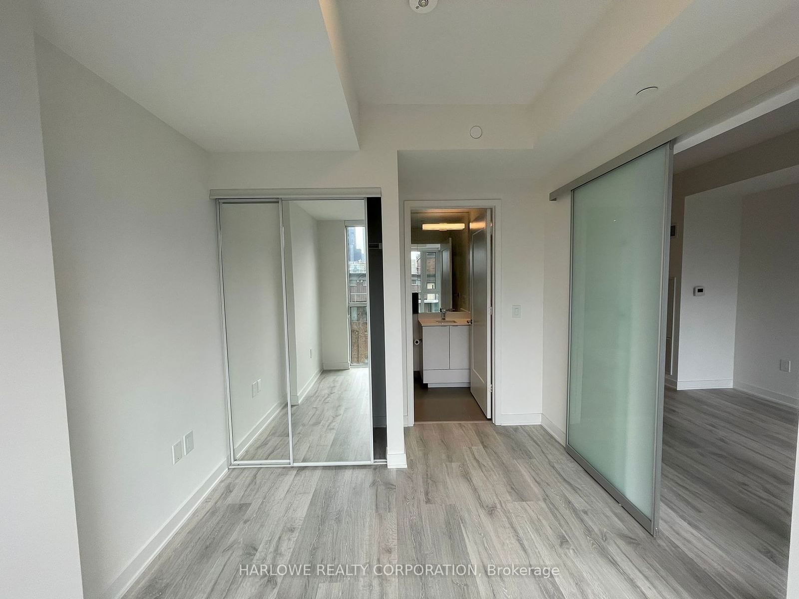 121 Lower Sherbourne St, unit 654 SW for rent