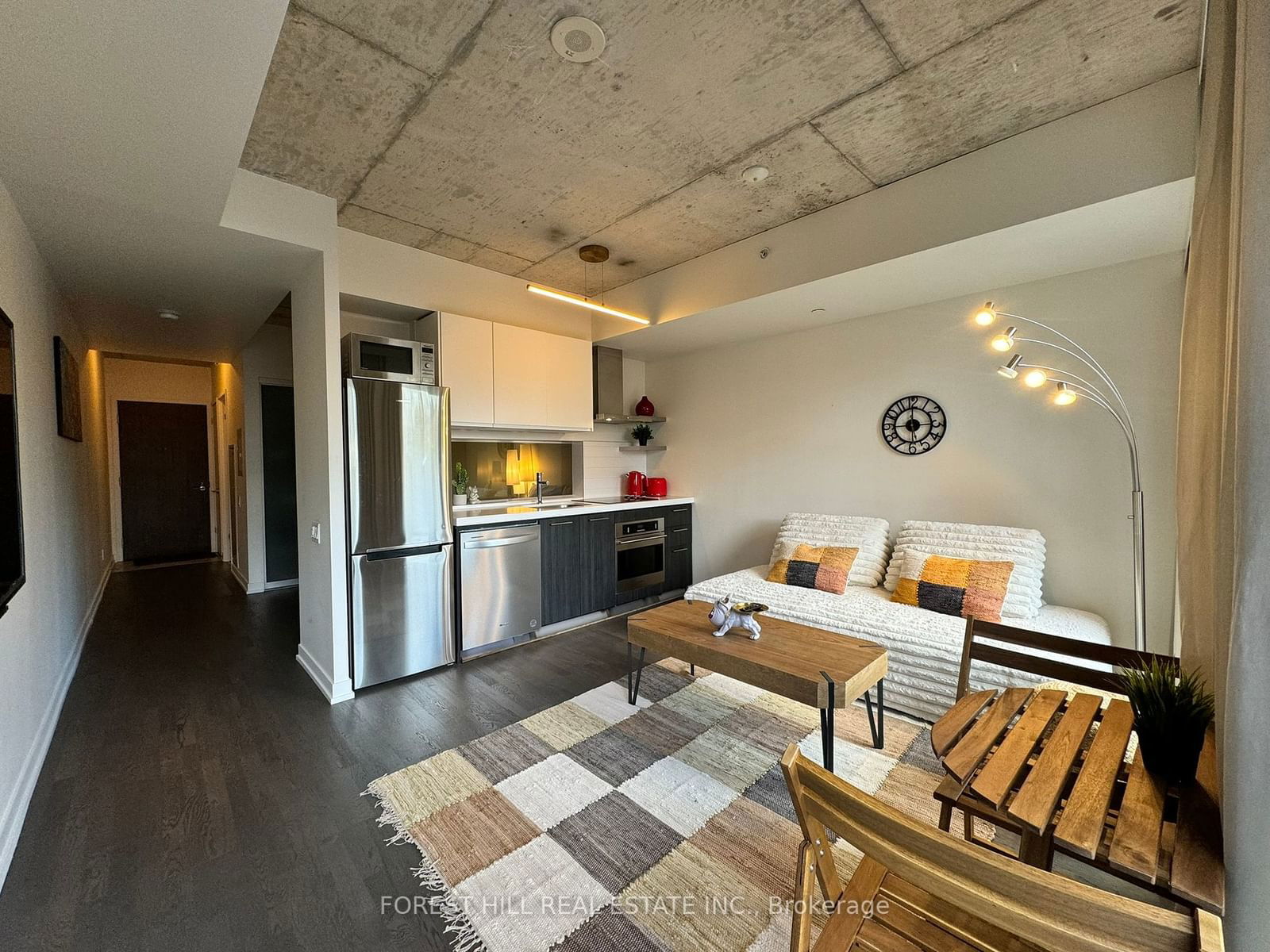 560 King St W, unit 310 for rent - image #7