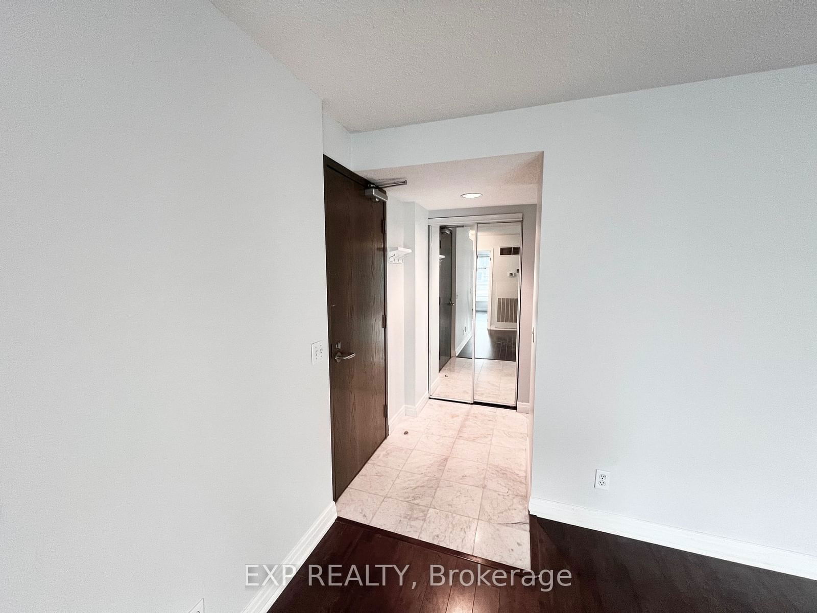 50 Lombard St, unit 1605 for rent - image #9