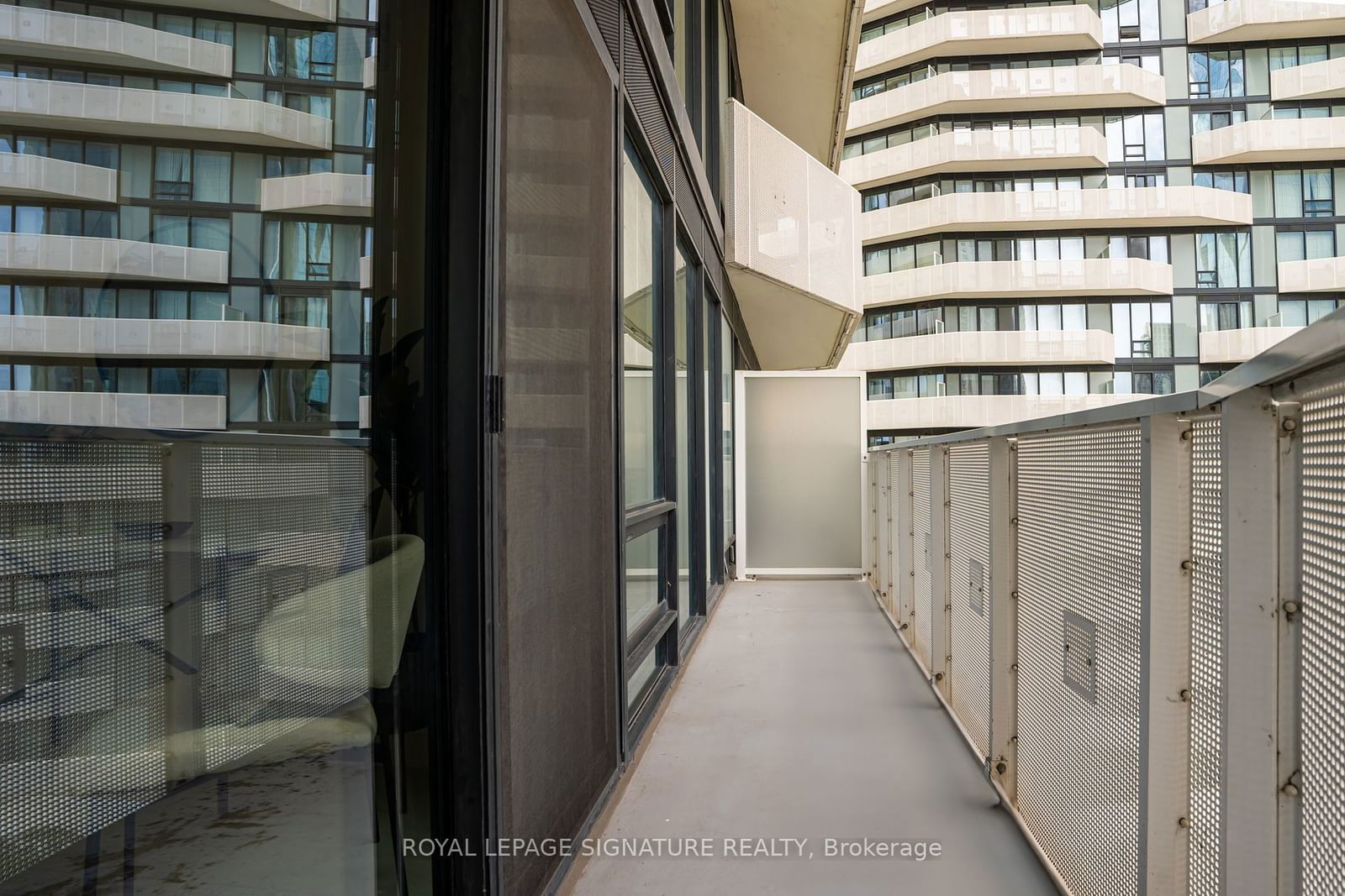 88 Harbour St, unit 1503 for sale - image #33